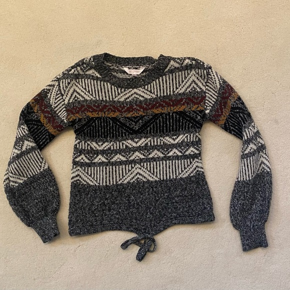 sweater size small - Picture 2 of 4